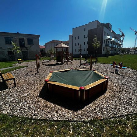 Apartman U Satoshiho Olomouc Buitenkant foto