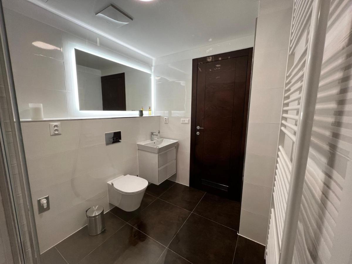 Apartman U Satoshiho Olomouc Buitenkant foto