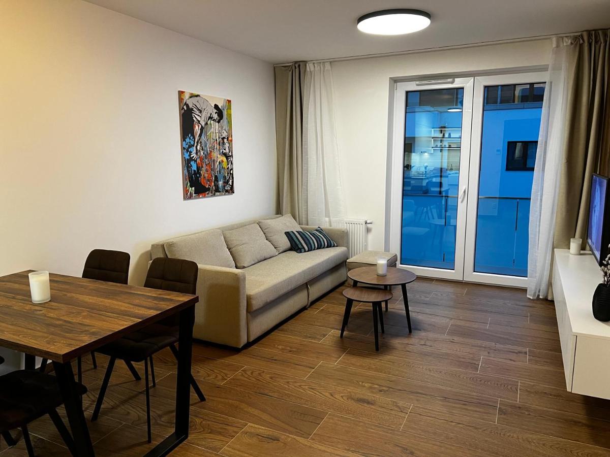 Apartman U Satoshiho Olomouc Buitenkant foto