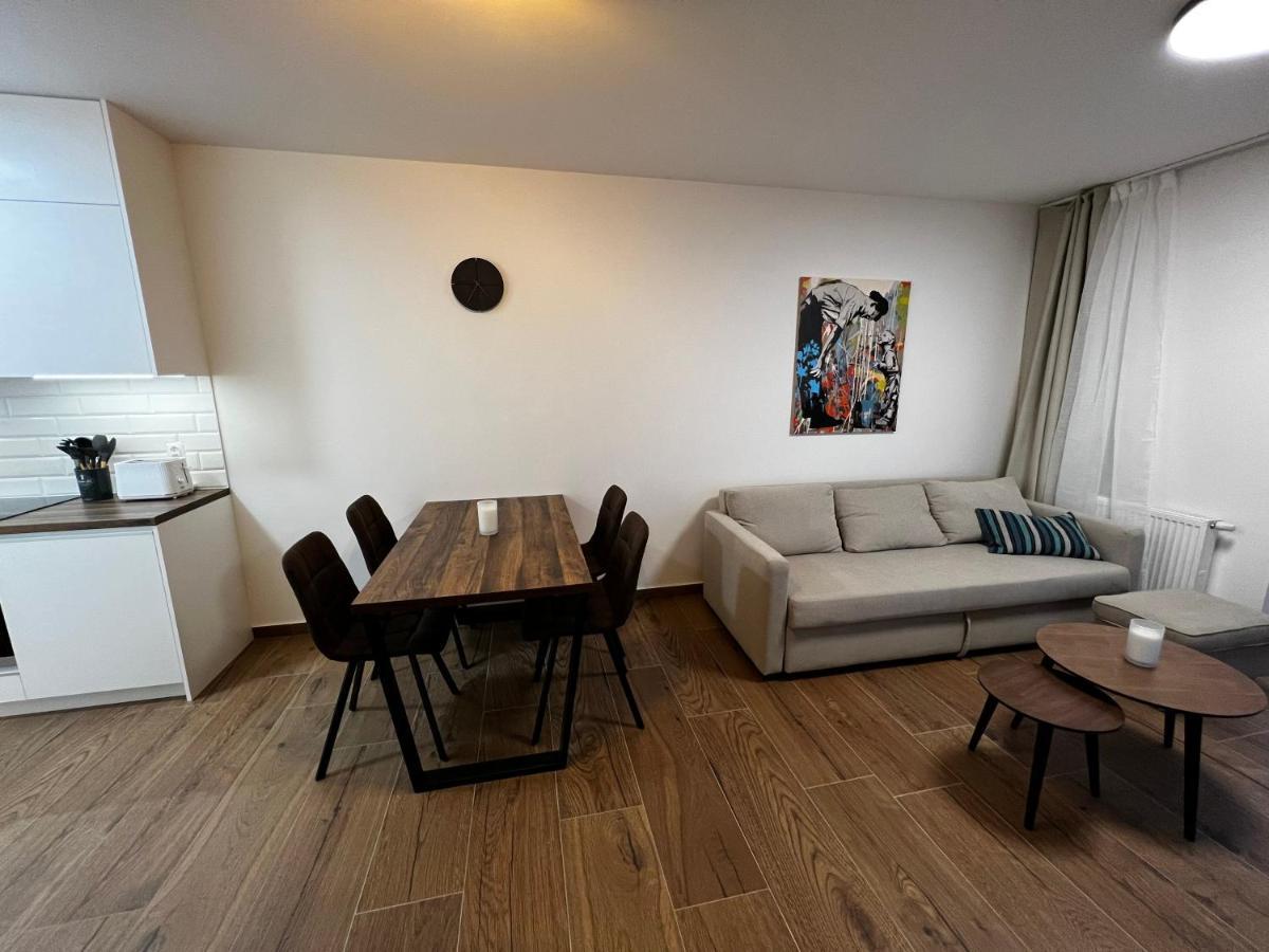 Apartman U Satoshiho Olomouc Buitenkant foto